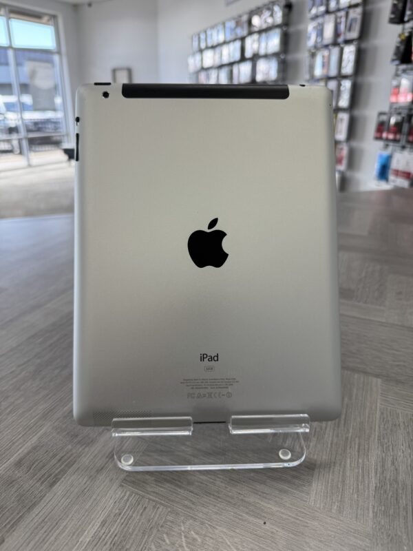 iPad 2 9.7in 32GB White Wifi + Cellular - Image 2
